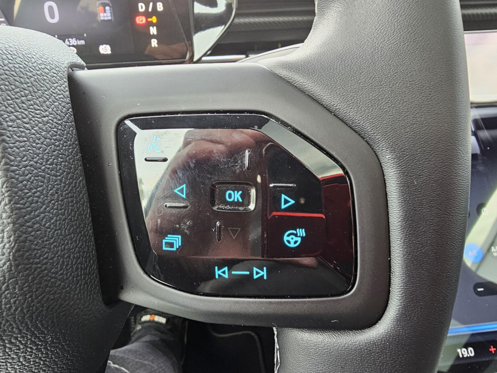 Ford Explorer extended range rwd 77 kwh
