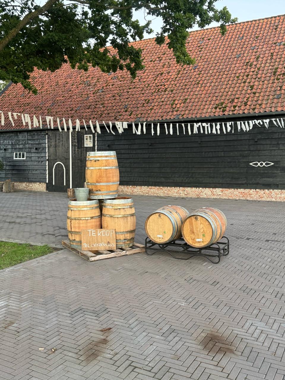 Te koop eiken houten regenton wijnvat