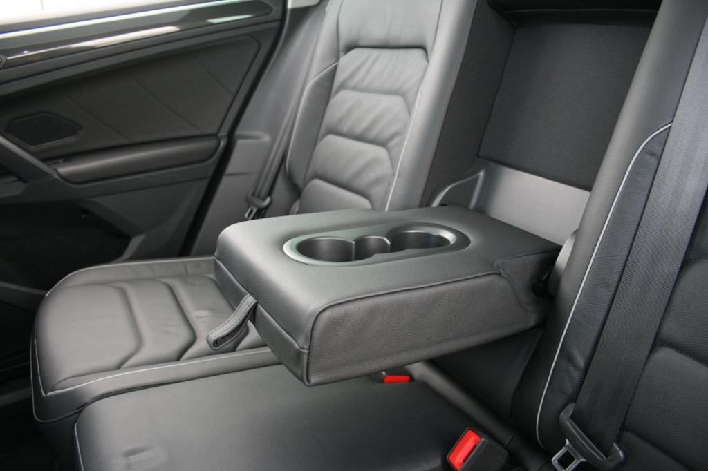 Volkswagen Tiguan 1.4 tsi ehybrid elegance