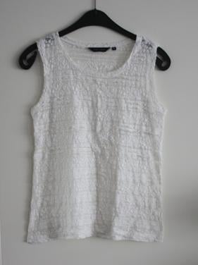 Beige top met kant look maat 8