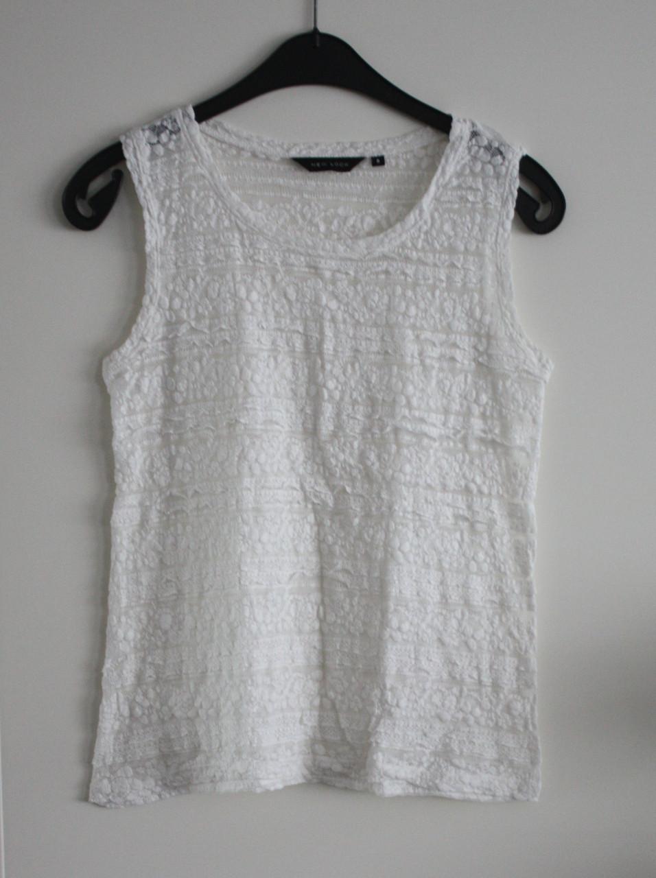 Beige top met kant look maat 8