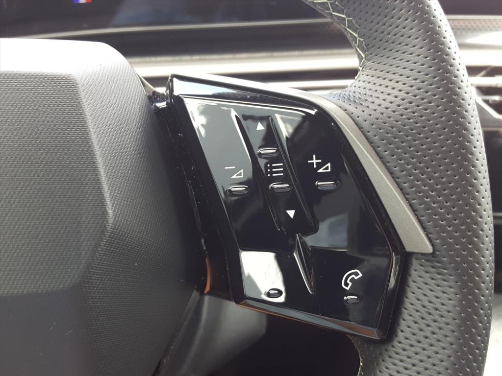 Peugeot E-3008 ev 73 kwh 210pk gt avantage apple carplay & android auto | n