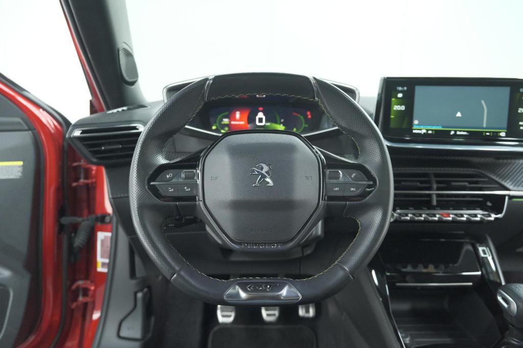 Peugeot 2008 puretech 130 gt pack | panoramadak | camera | adaptieve cruise