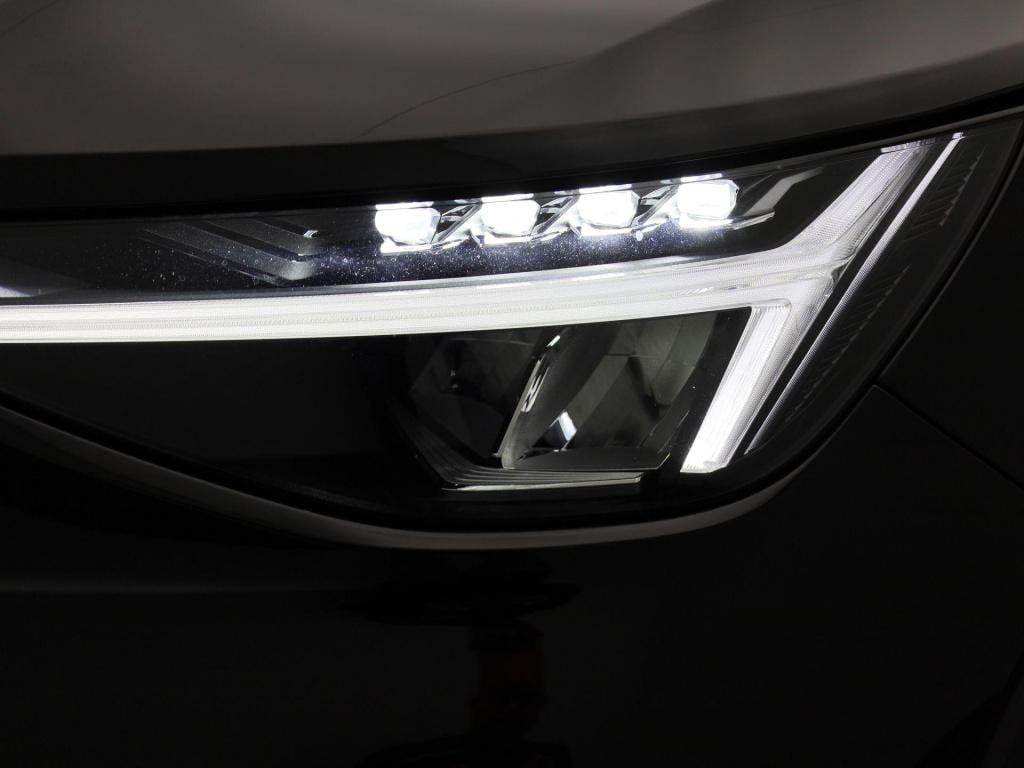 Volvo XC40 recharge core | automaat | apple carplay / android auto | virtua
