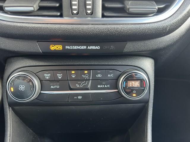 Ford Fiesta 1.0 ecoboost 100pk 5dr active , carplay , climate , cruise cont