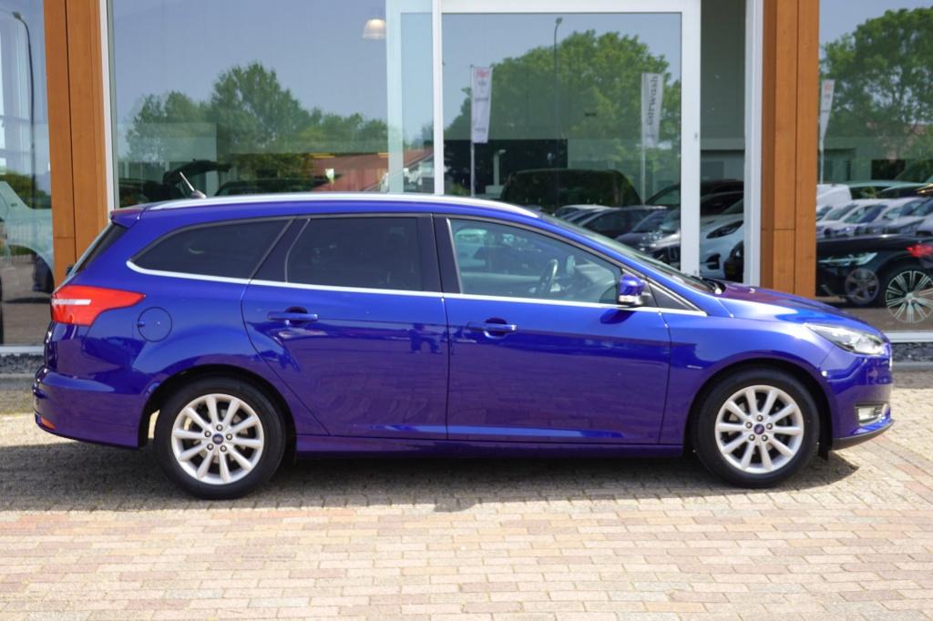 Ford Focus wagon 1.0 titanium