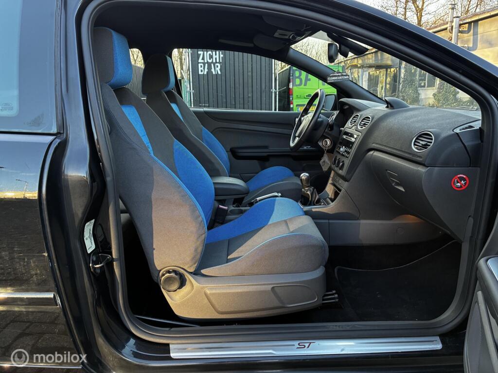 Ford Focus 2.5-20V ST kmst223.609 Nap 3Deurs BJ2006