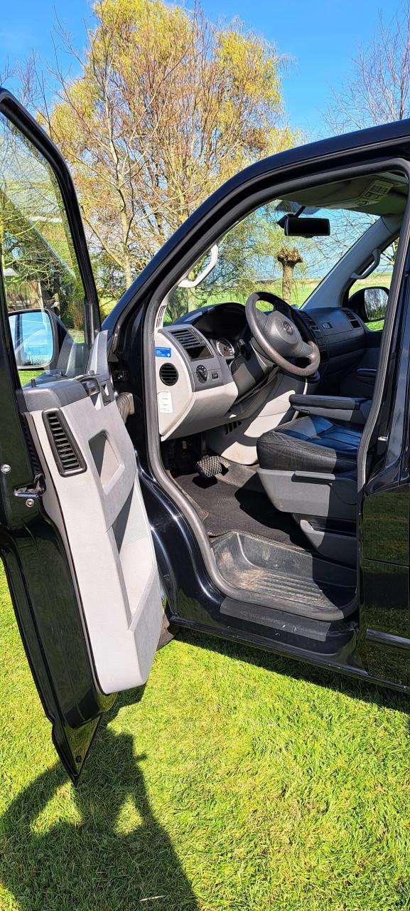 Volkswagen Transporter Bestel 28 2.0D 103KW DC AUT 2010