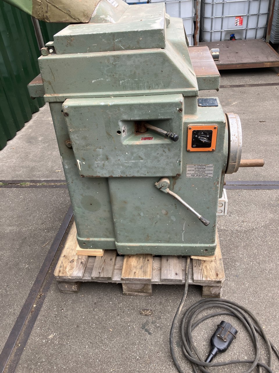 Prof vandiktebank 380 volt