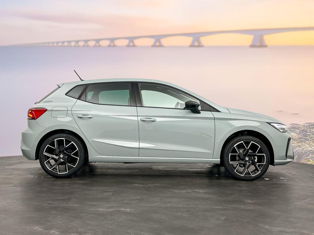 Seat Ibiza 1.0 etsi fr business connect 95pk