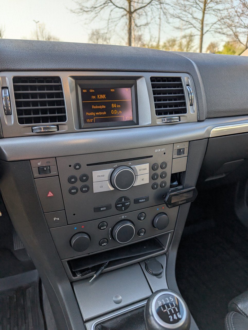 Opel Vectra 2.2 16V GTS 2006 Zwart