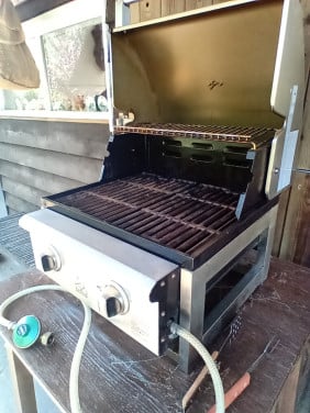 Gas barbecue