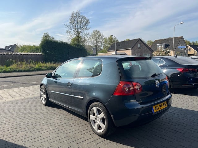Volkswagen Golf 1.6 FSI Sportline Airco