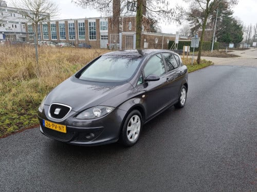 Seat toledo 1.6i stylance bj 2005 apk 1 jaar