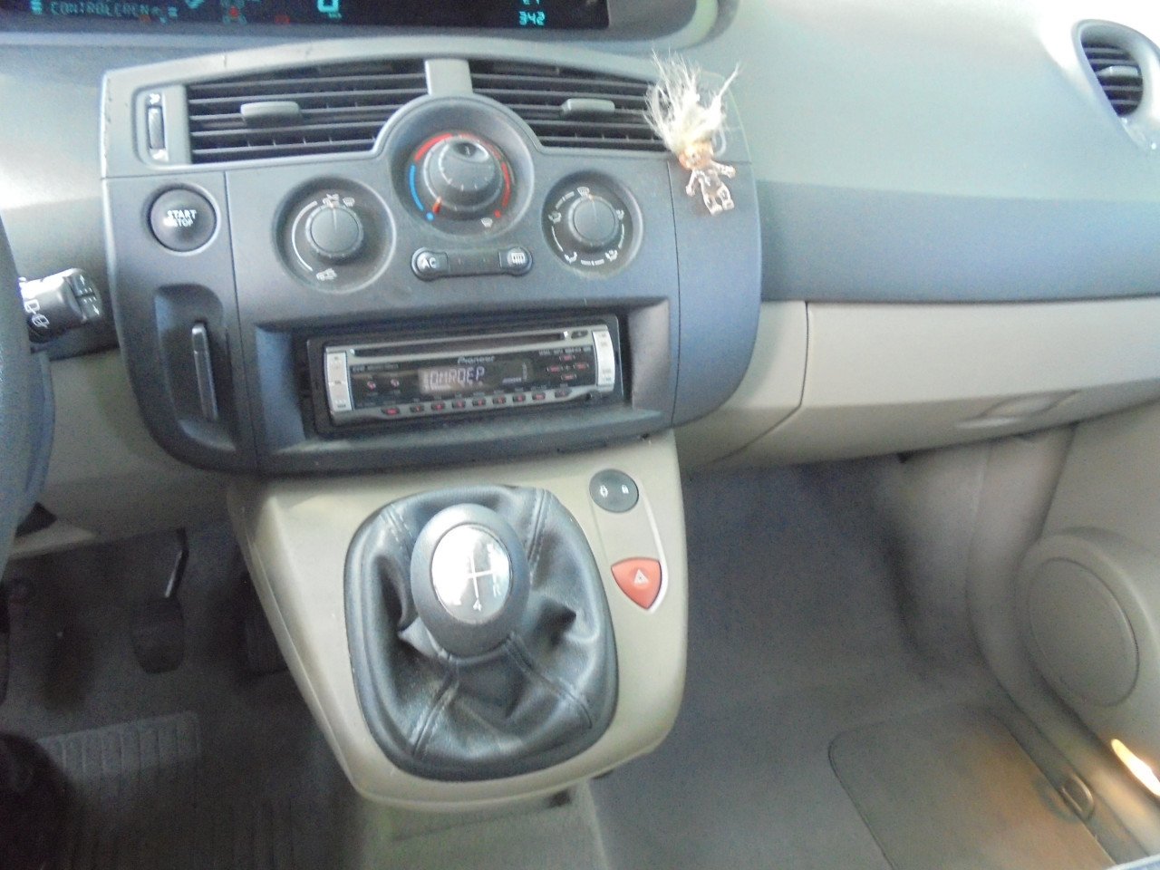 Megane Scenic nette auto binnenbekleding in heel goede staat N.A.P 140.176