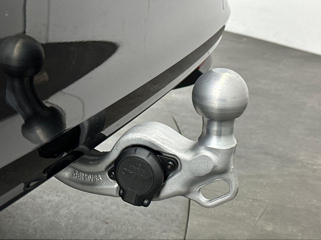 Skoda Superb sportline business 1.5 tsi phev 150 kw / 204 pk co