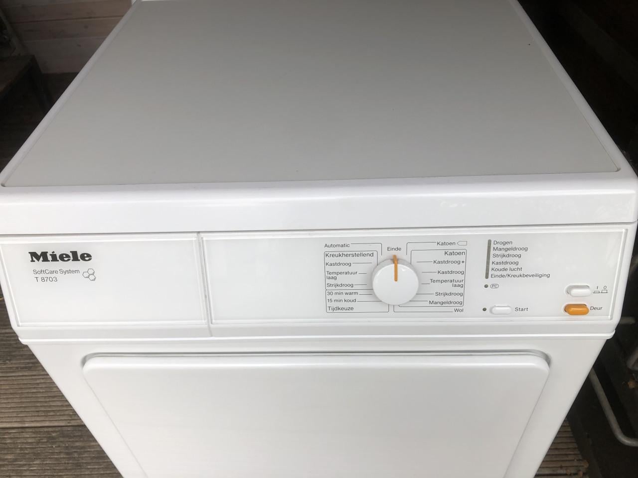 Nette Miele wasdroger T8703 (Softcare system)