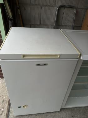 A+++ klasse Vrieskist  / vriezer 85x60 cm. 102 liter