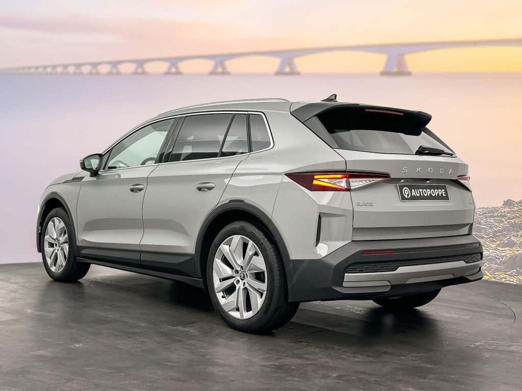 Skoda Elroq business edition tour elektromotor 210 kw / 286 pk