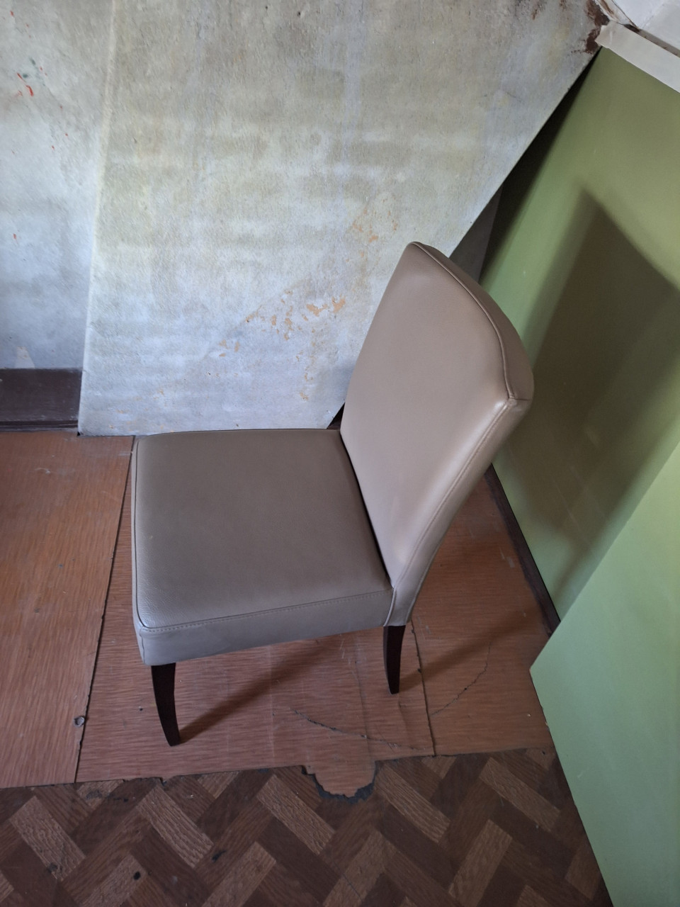 Leren stoelen