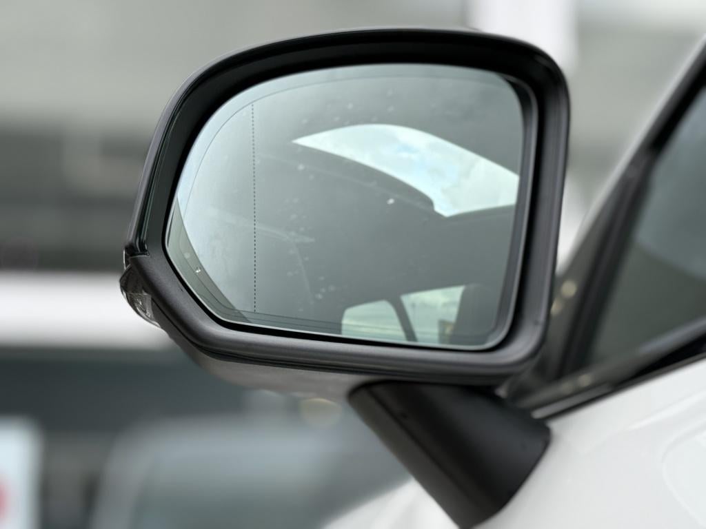 Volvo XC40 t5 262pk recharge ultimate dark | adap.cruise| panodak| trekhaak