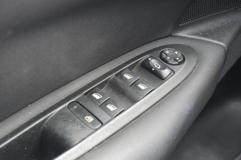 Citroen C4 1.6 thp tendance egs automaat - climate / cruise / parkeers. / e