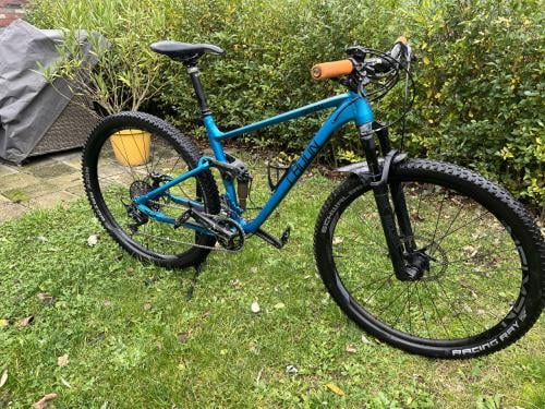 Radon Skeen (maat: medium) Full suspension