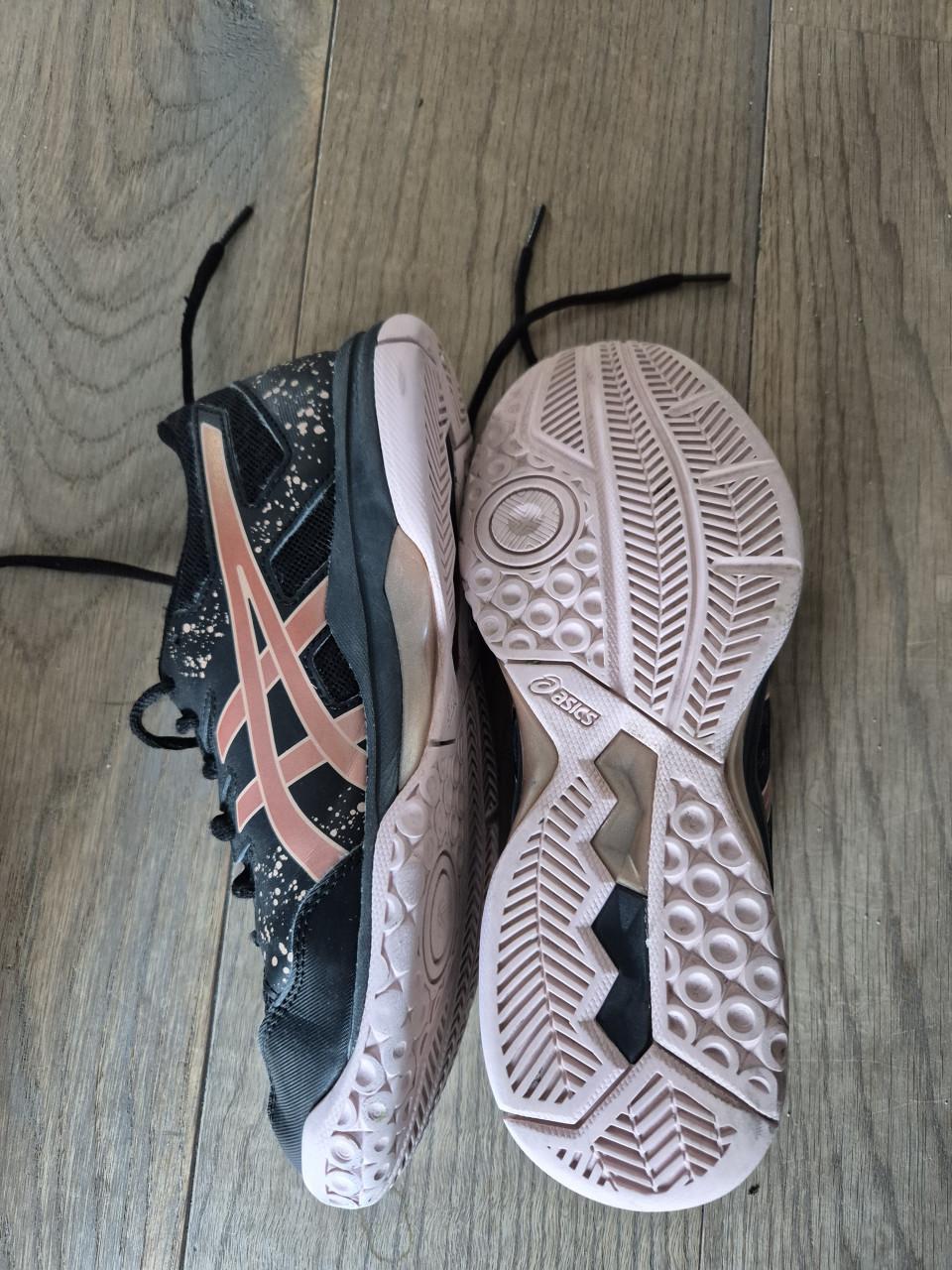 Zaalschoenen maat 39