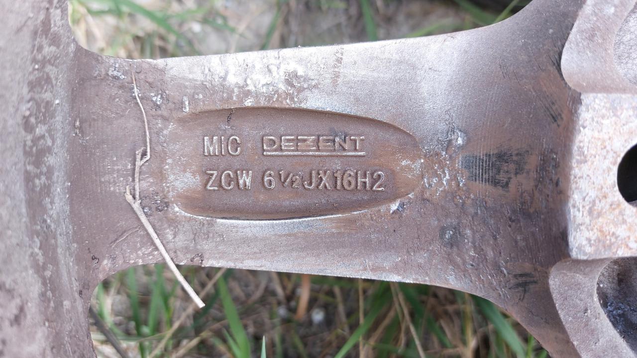 Decent Velgen 16 inch vanaf Mondeo MK4