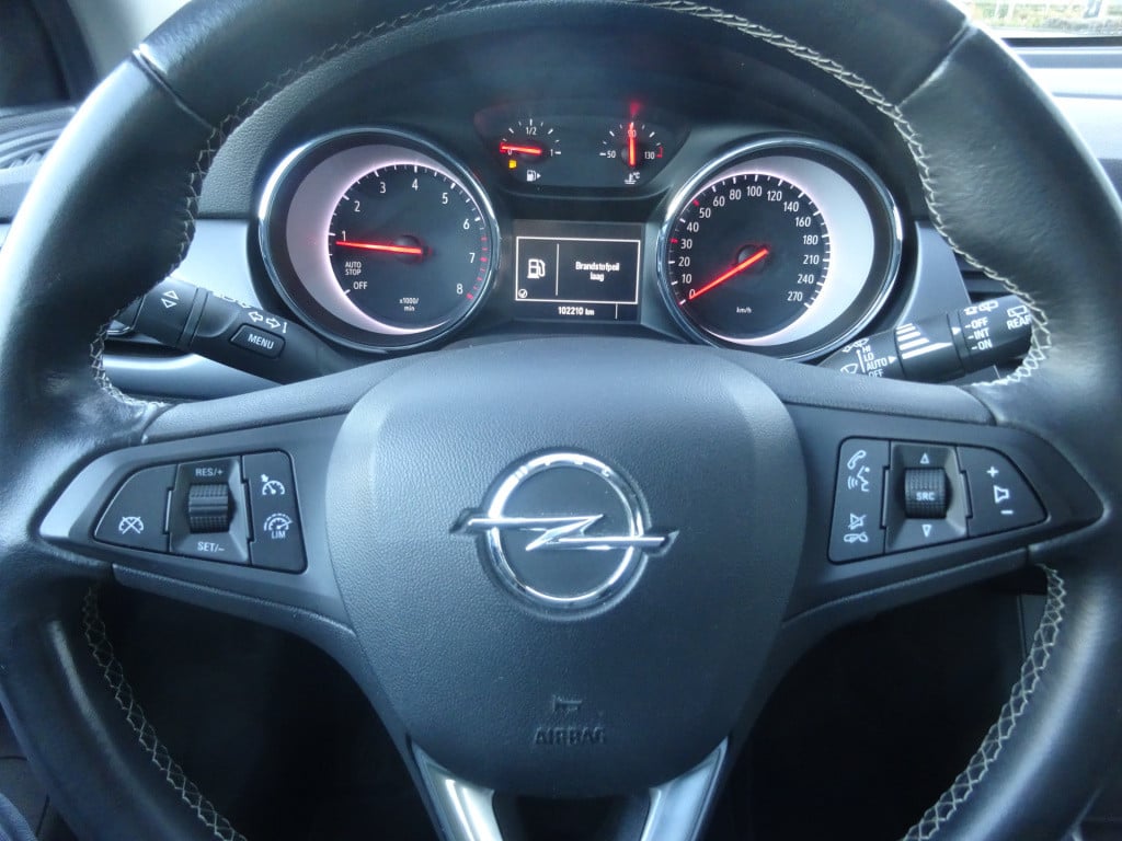 Opel Astra sports tourer 1.2 business edition navi / trekhaak / cruise cont
