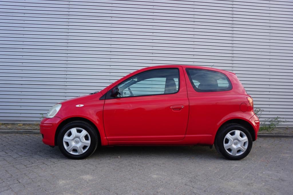 Toyota Yaris 1.0 vvt-i airco / elektr. ramen / apk t/m 06-2027