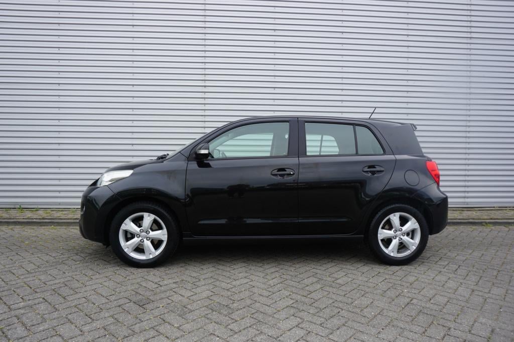 Toyota Urban Cruiser 1.3 vvt-i aspiration airco / elektr. ramen / trekhaak 
