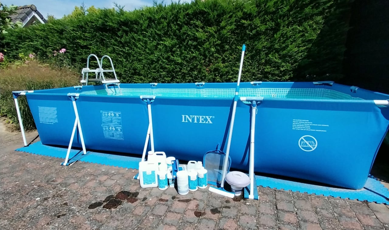 Zand/glas filterpomp met gratis zwembad erbij