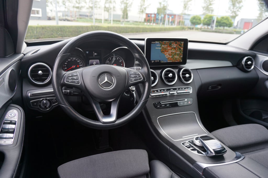 Mercedes-Benz C-Klasse 180 prestige climate / navi / cruise / stoelverw. / 