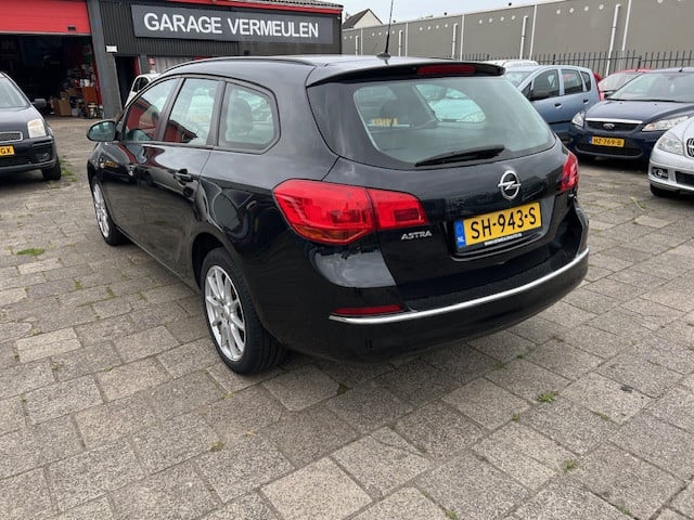Opel Astra 1.4 sports tourer