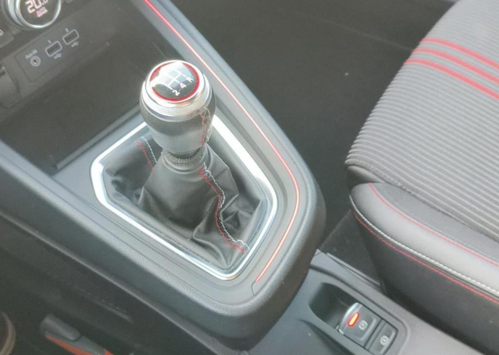 Renault Clio 1.0 tce 100 r.s. line