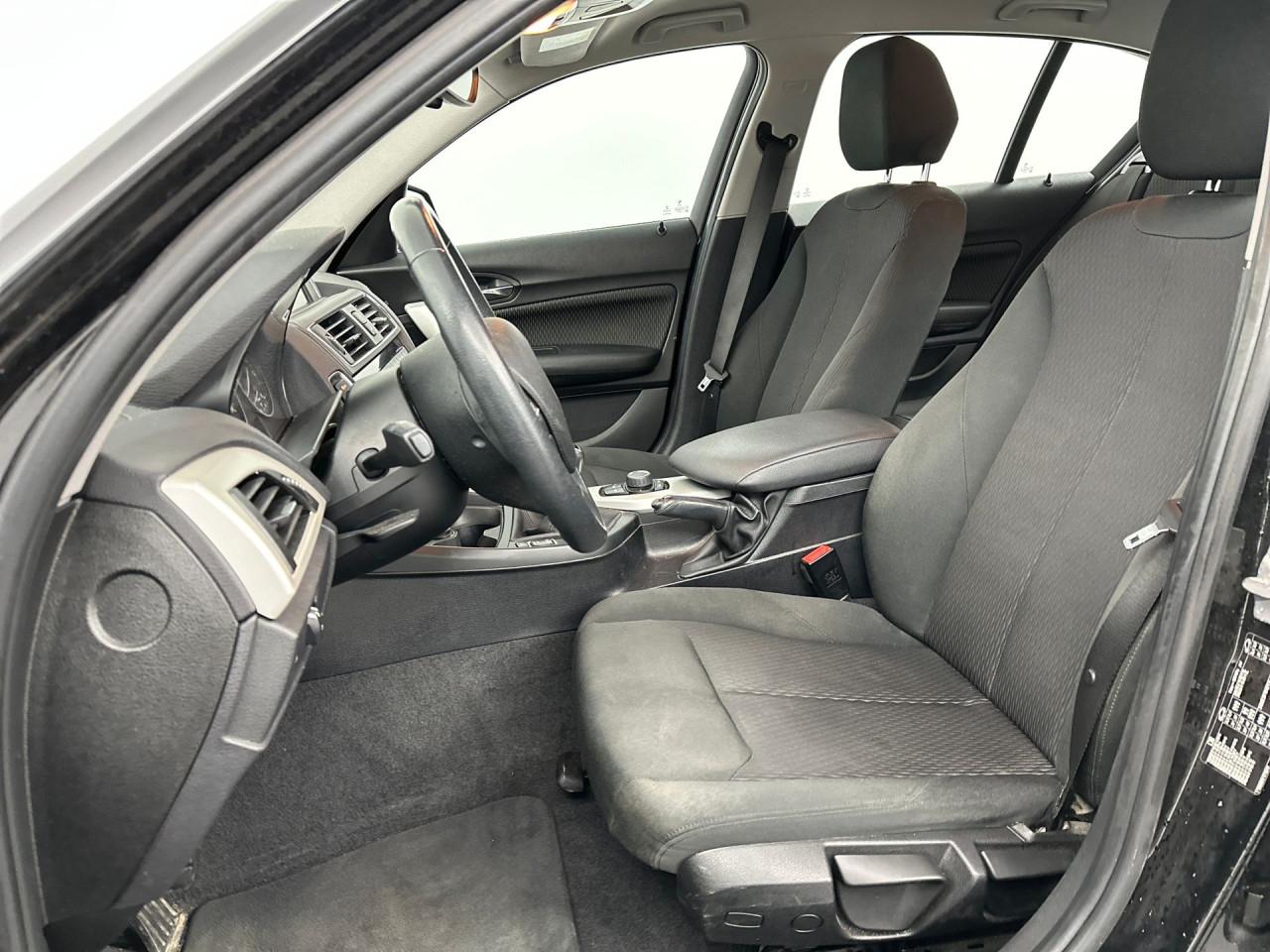 BMW 118i Essential | Cruise Control | PDC | Stoelverwarming