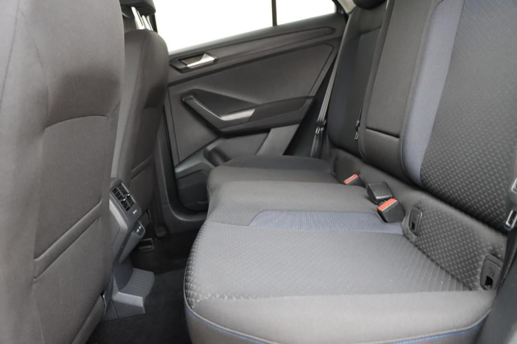 Volkswagen T-roc 1.5 tsi sport dsg7 150pk | side assist | camera | stoelver