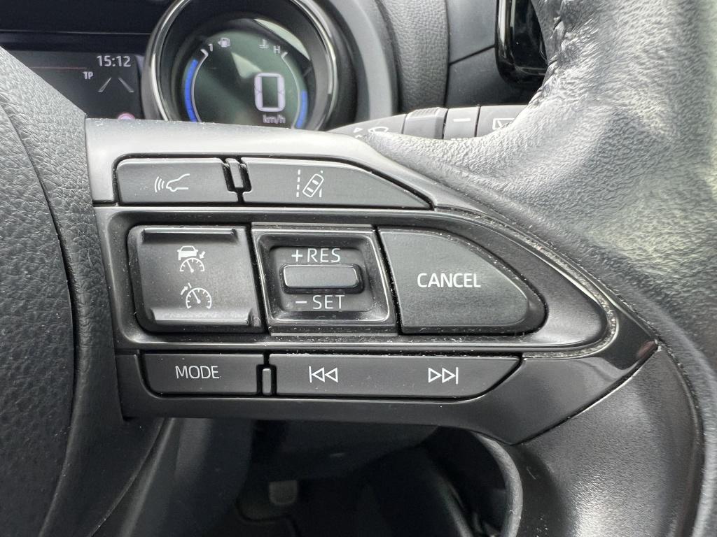 Toyota Yaris 1.5 hyb. executive | nl auto | dealerondehouden | hud | jbl au