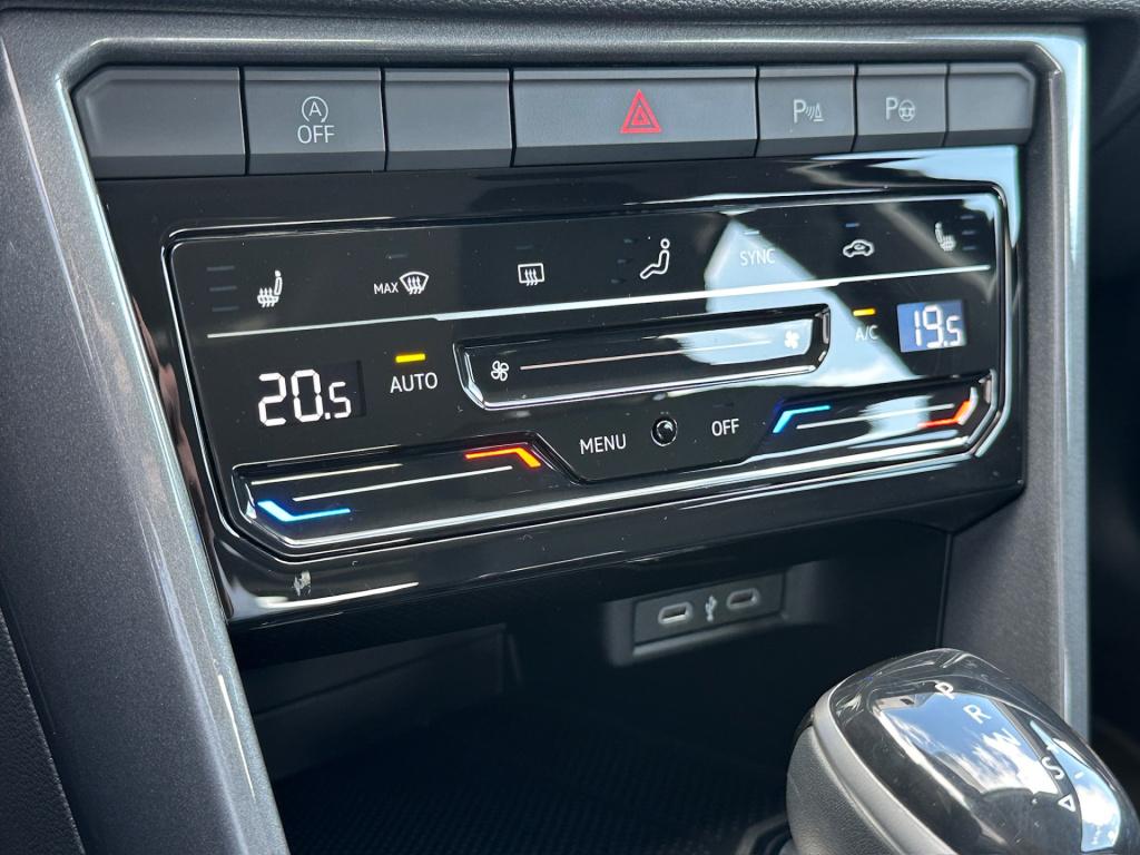 Volkswagen T-roc 1.5 tsi 150pk dsg style carplay | camera | keyless | elek.