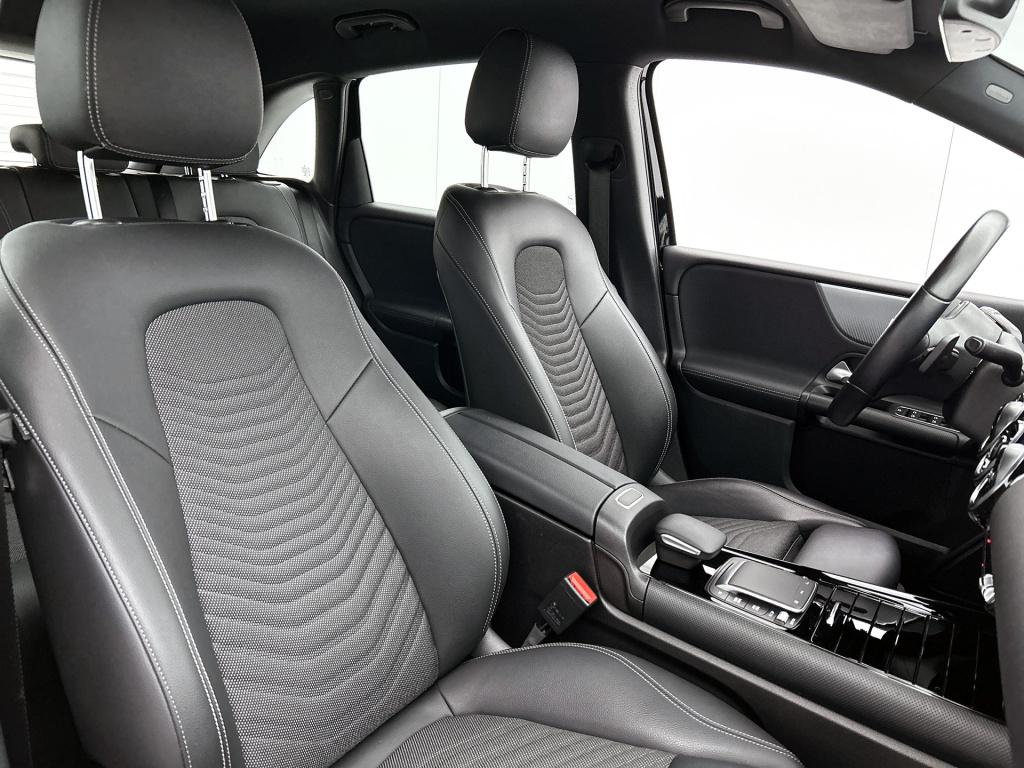 Mercedes-Benz B-Klasse 180 business solution ledkoplampen | achteruitrijcam