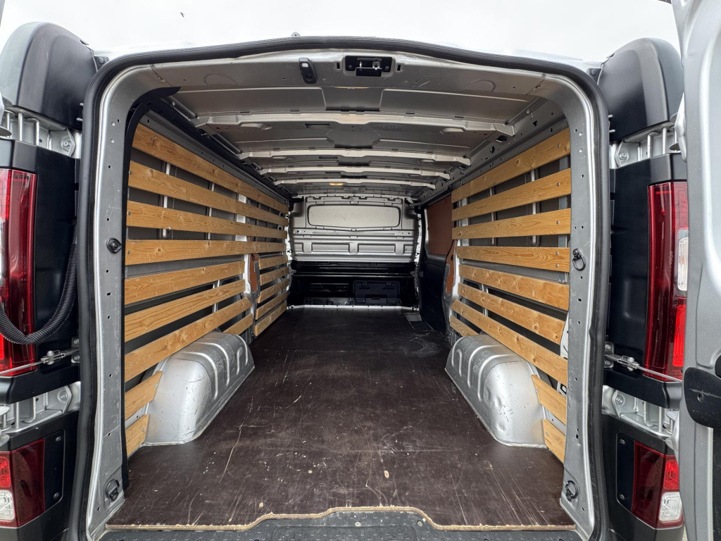 Nissan Nv300 1.6 dci 120 l2h1 acenta 3-persoons | trekhaak | laadruimte pak