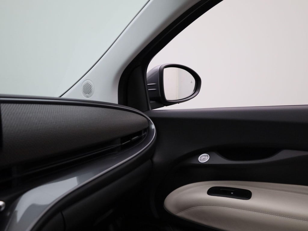 Fiat 500e c la prima 42 kwh leren bekleding - navigatie - camera - adapt. c