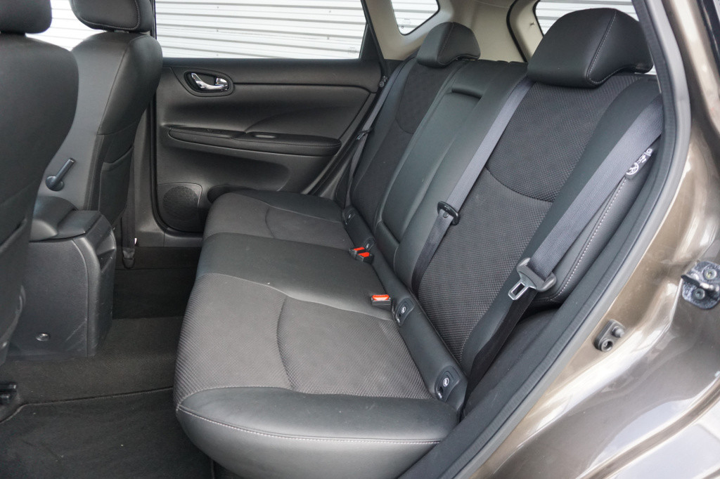 Nissan Pulsar 1.2 dig-t n-connecta airco / cruise / navi / camera / elektr.