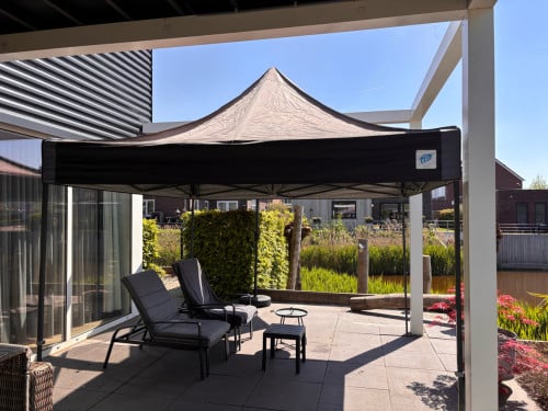 E-Z Up Vantage party tent