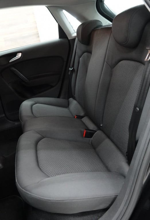 Audi A1 Sportback 1.0 tfsi | airco | pdc | 17" |