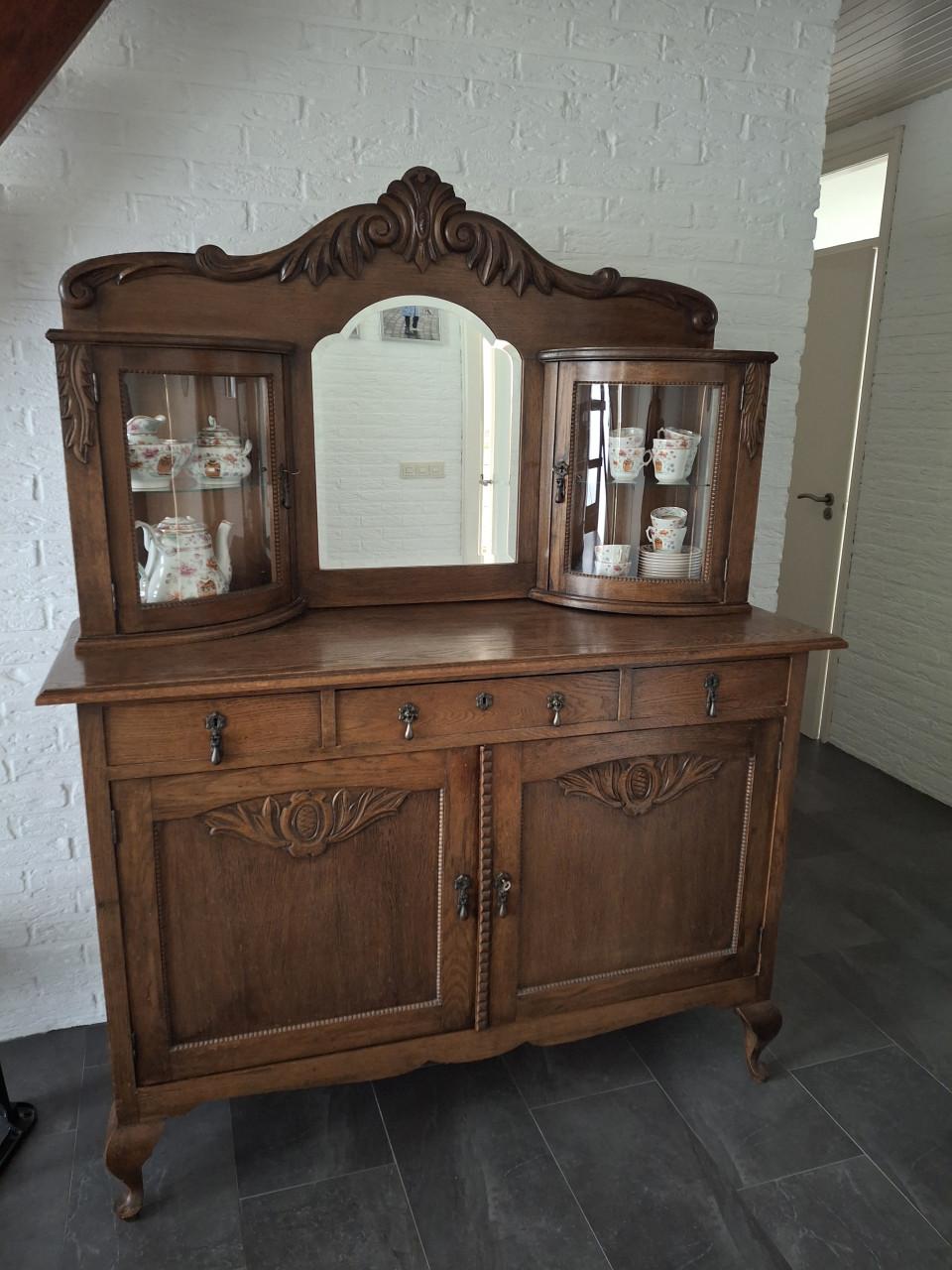 Antieke buffetkast