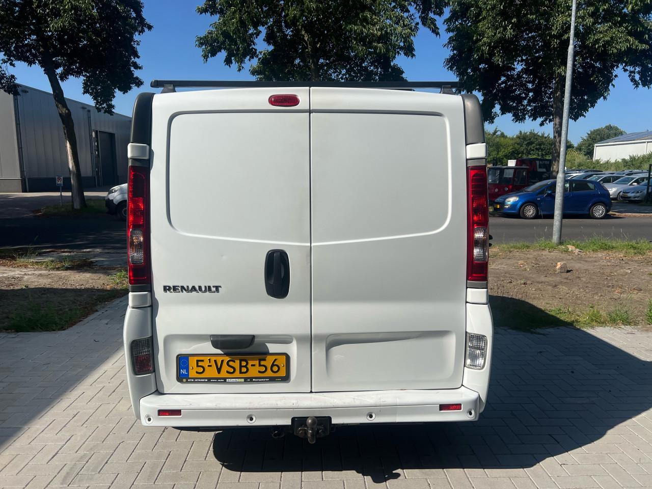 Renault Trafic 2.0 dCi T27 L1H1 Eco 197.465KM