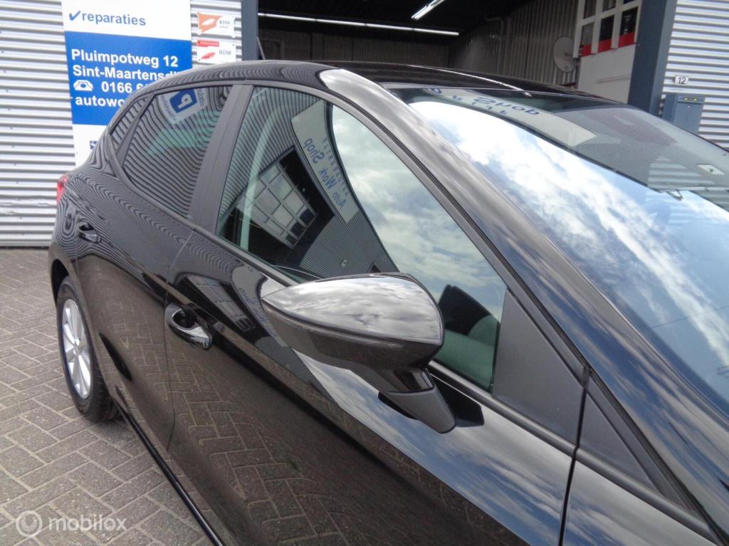Seat Ibiza 1.0 mpi style/airco ecc/led/lm velgen/pdc/apple carplay/full lin
