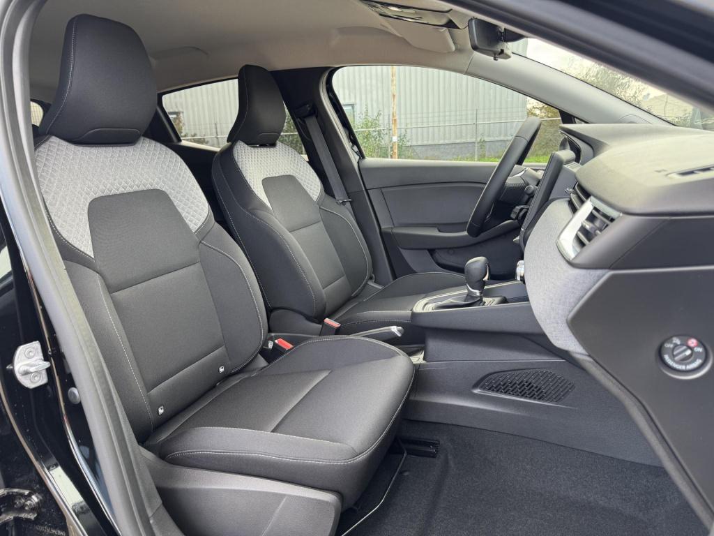 Mitsubishi Colt 1.6 hev intense